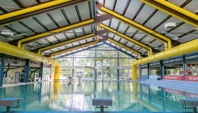 Innenaufnahme von der Schwimmhalle